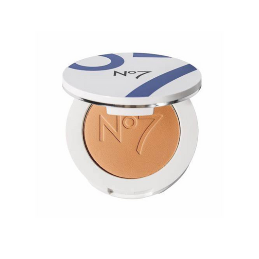 No 7 Lift & Luminate Triple Action Translucent Finishing Powder (Medium)