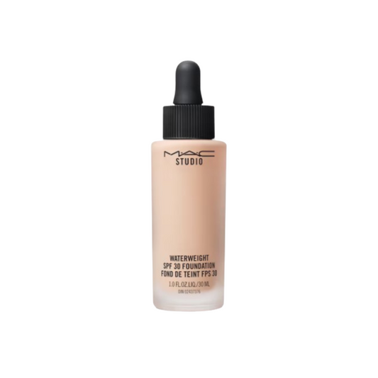 MAC Waterweight SPF 30 (NW15)